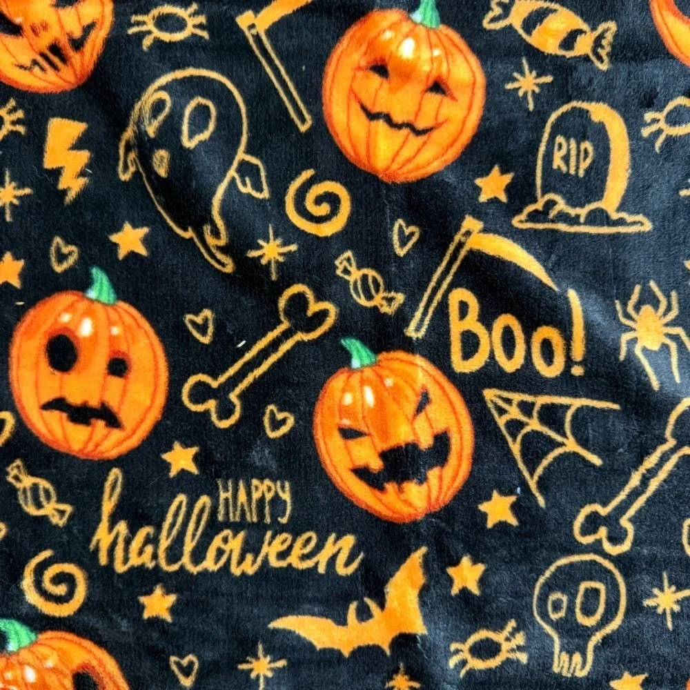 Halloween Plush Throw Blanket Black Trick Or Treat Jack O’Lantern Candy 50”x70”